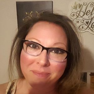 Meet your Posher, Nikki